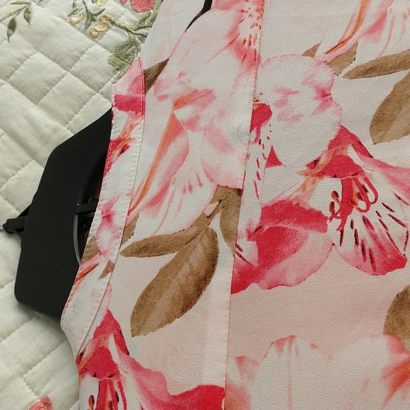 Authentic Calvin Klein Luxury Blouse - Picture 10 of 13